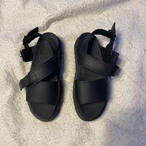 dr marten voss sandals